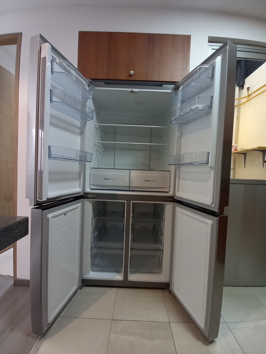 36 de 47: equipamiento: refrigerador