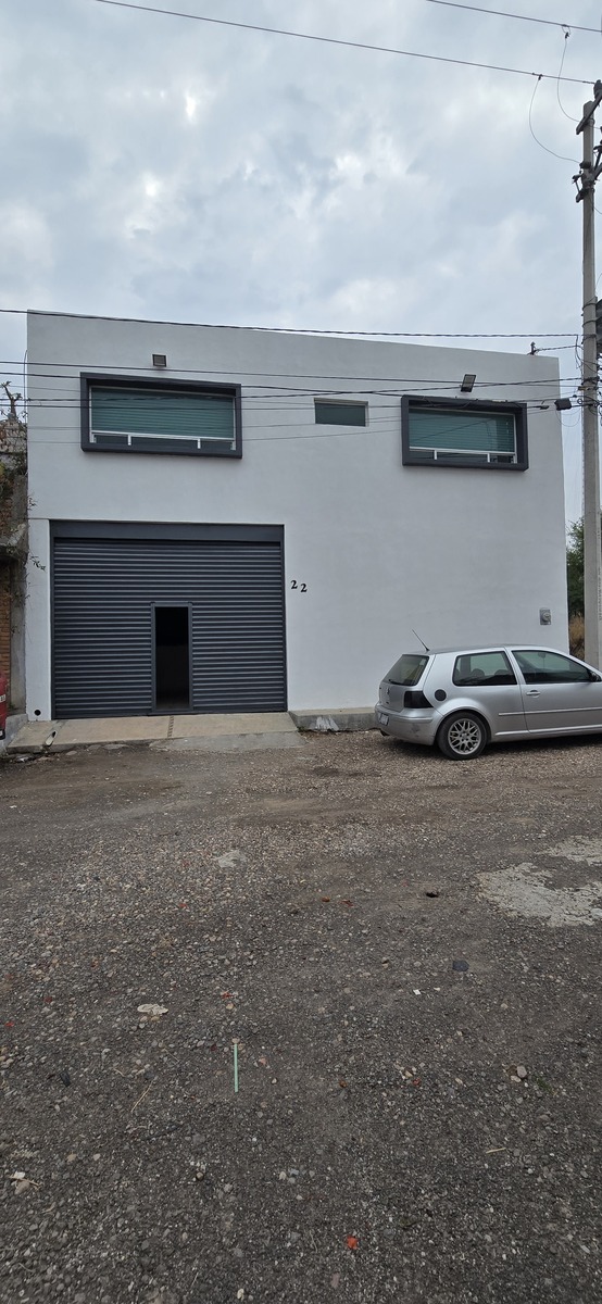 3 de 18