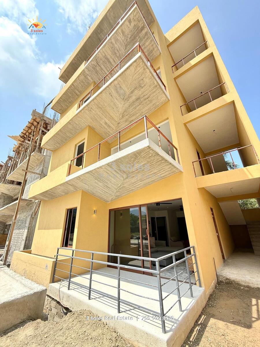 4 de 8: Edificio