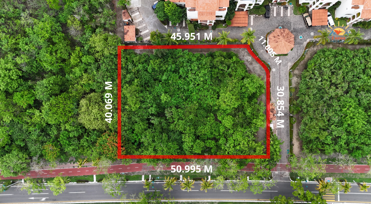 1 de 4: Terreno Medidas