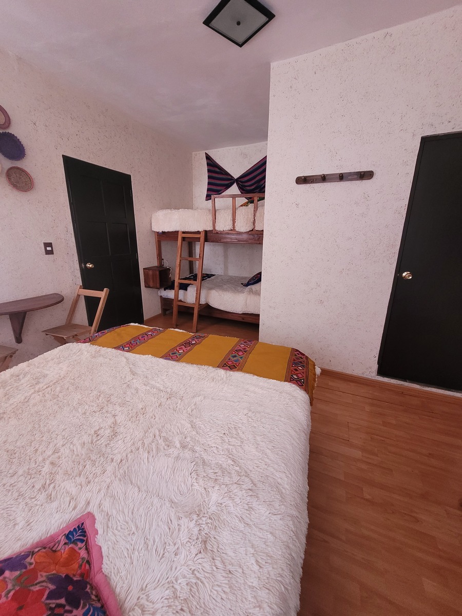 8 of 40: Recamara 2 M