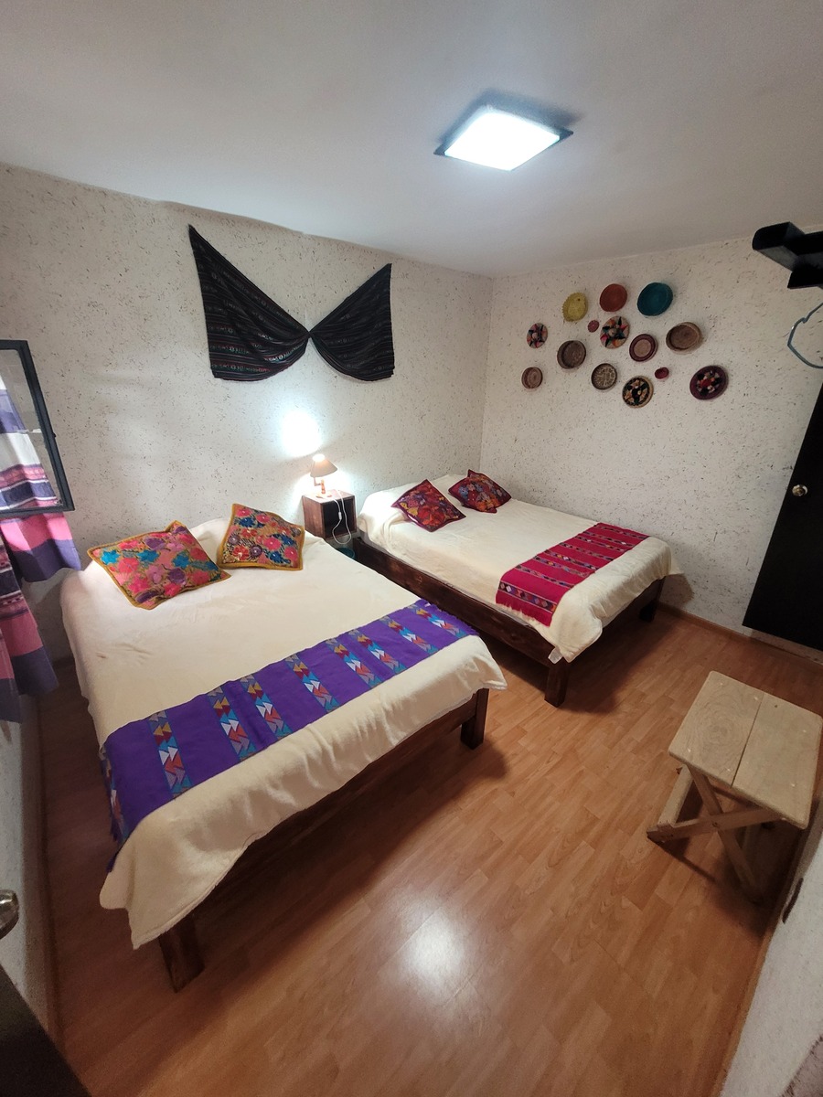 31 of 40: Recámara 8 T