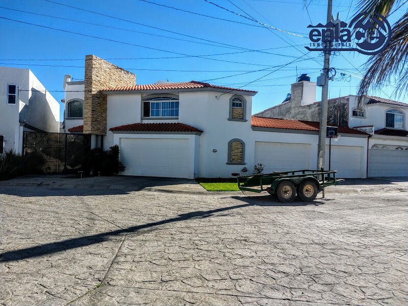 4 de 35
