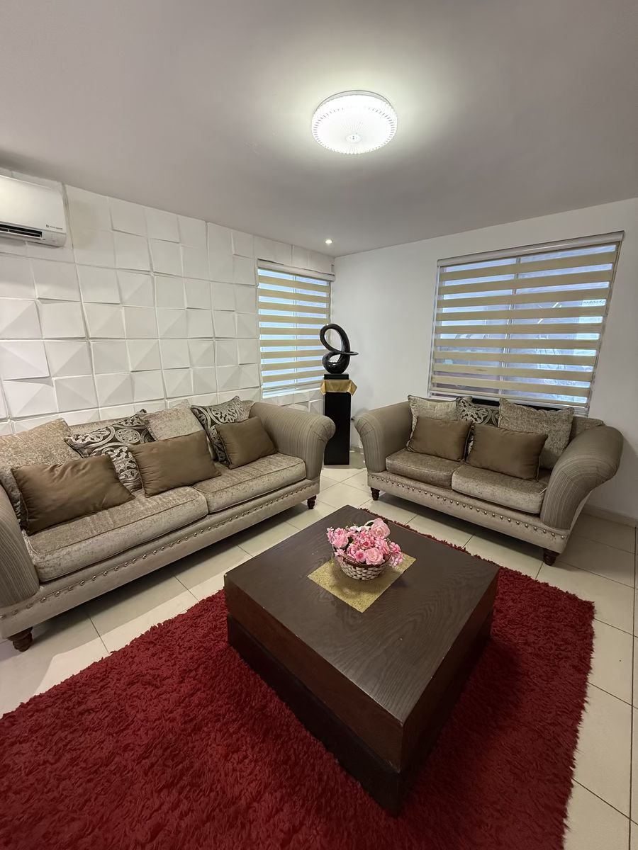3 of 19: sala