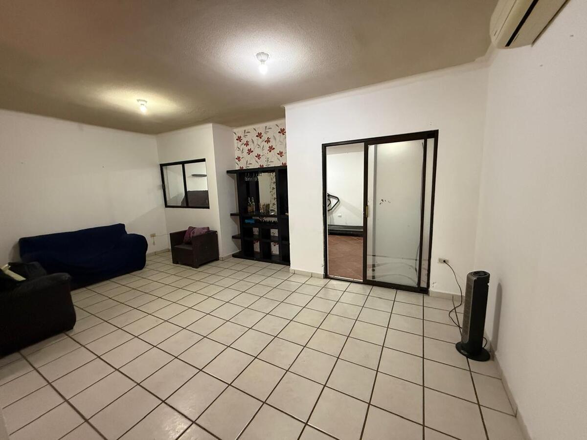 3 of 15: Sala - Comedor