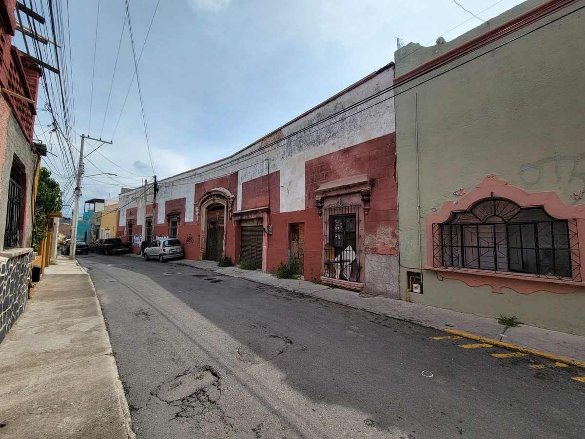 2 de 24