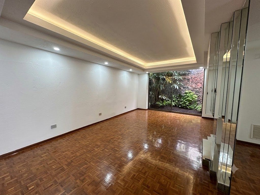 Casa en venta en Vista Hermosa - foto 3