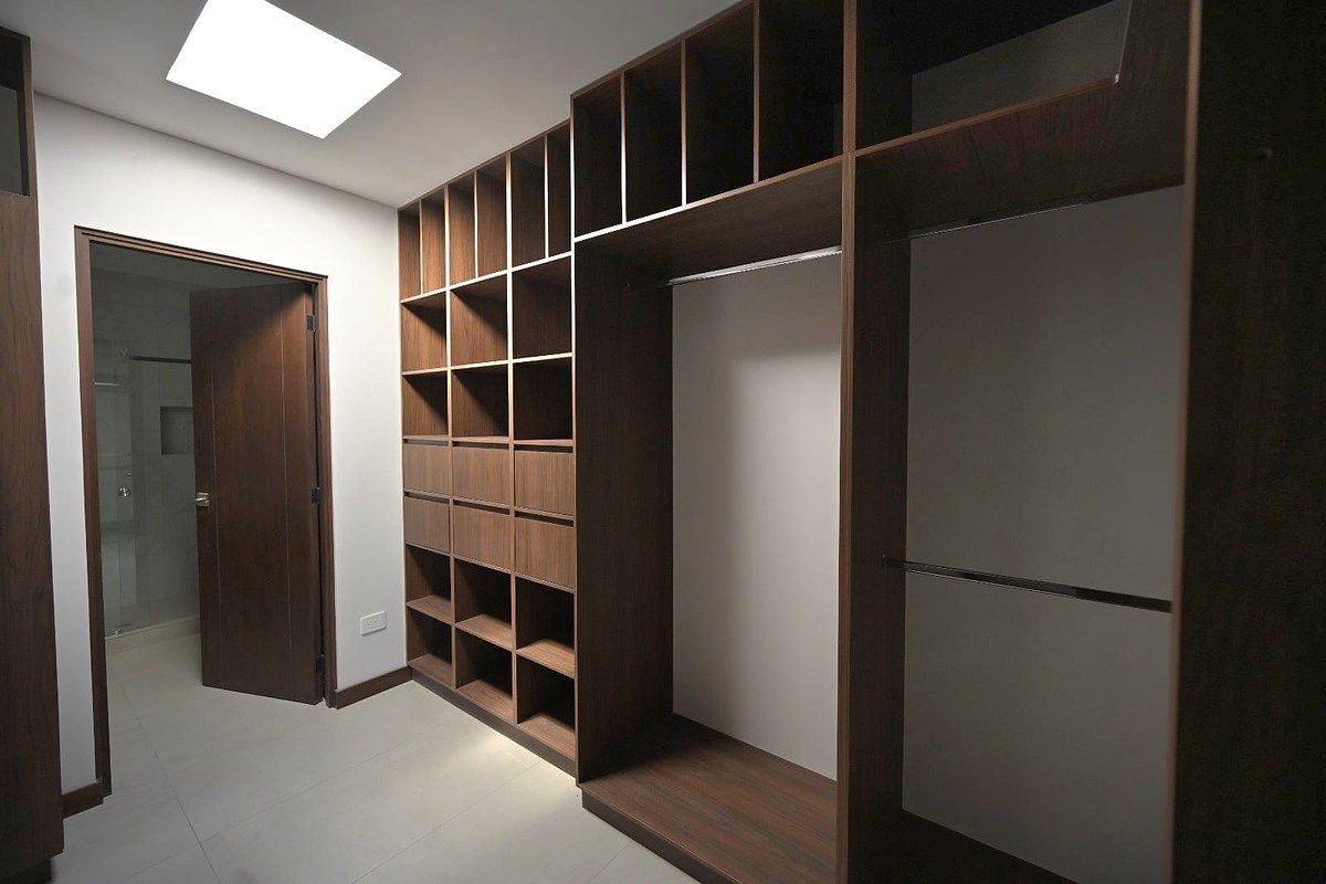 12 de 24: WC Dorm Secundario y baño privado