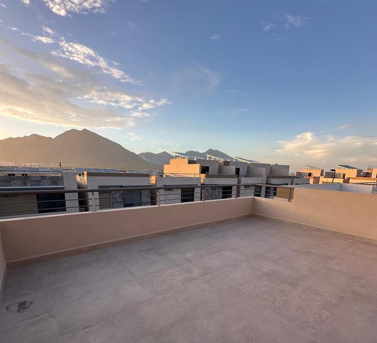 2 de 16: Terraza 3er piso