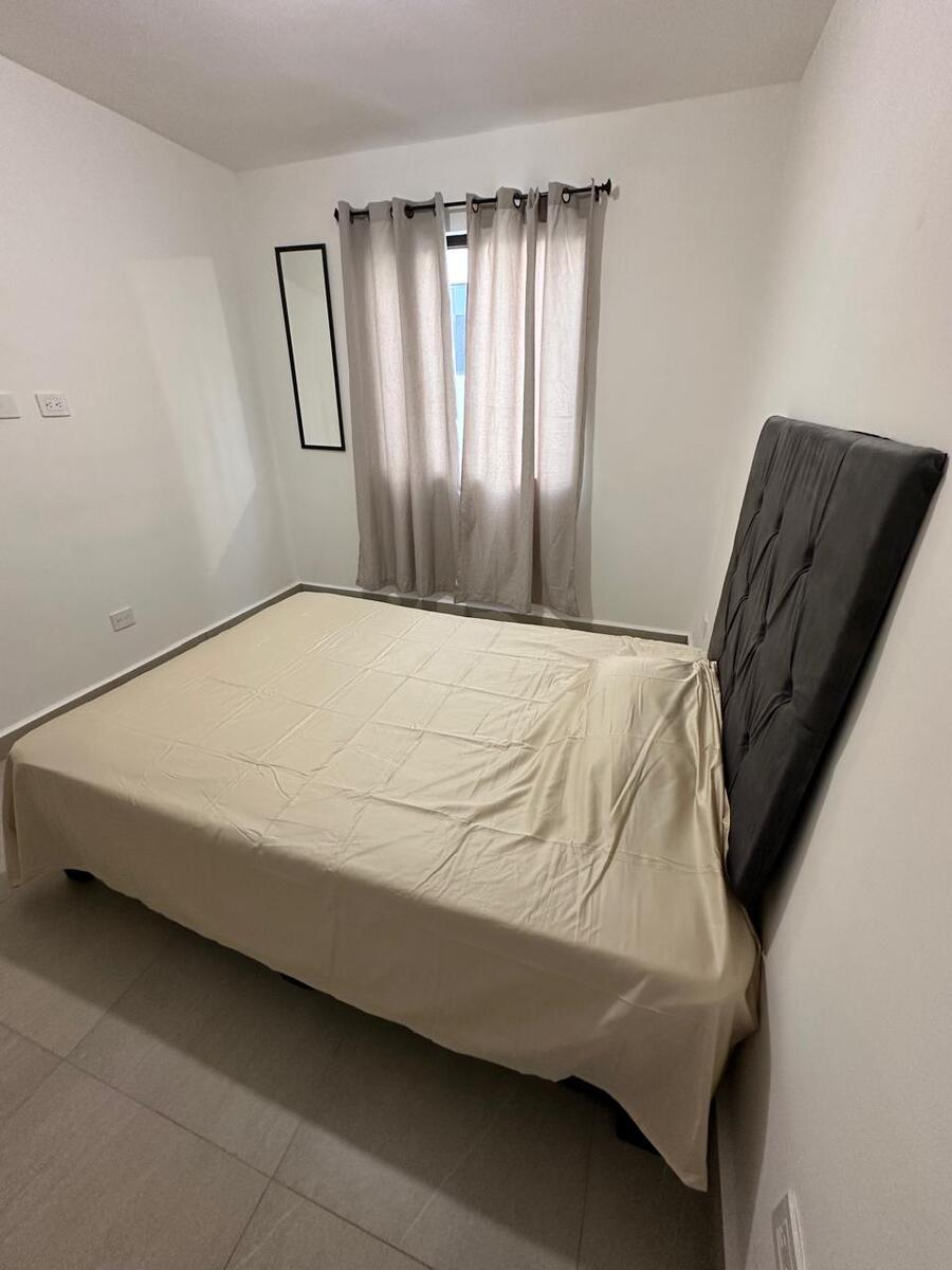 12 de 16: Cuarto secundario