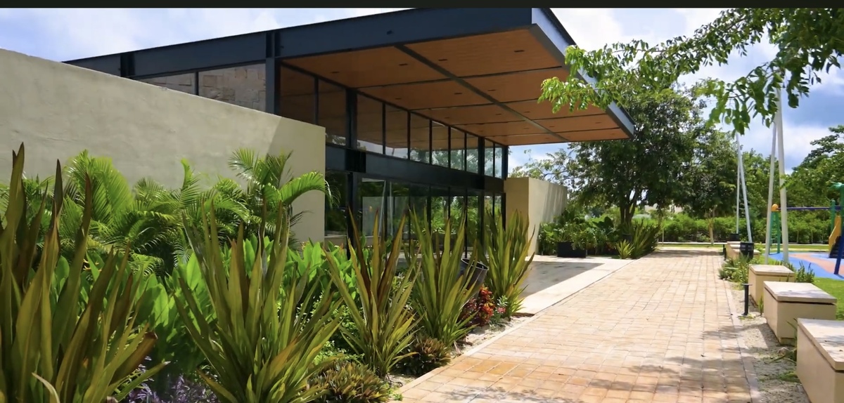 1 of 10: Salon de eventos