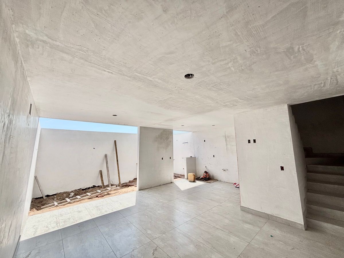 18 de 44: Avance de 80% en obra . sala y comedor