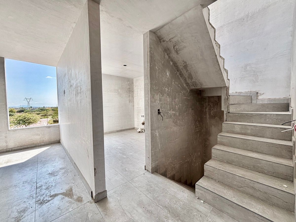 25 de 44: 2 recámaras secundarias en PA parte trasera