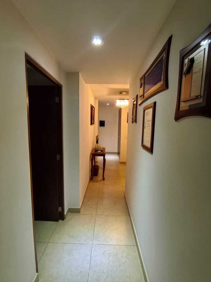 4 de 27