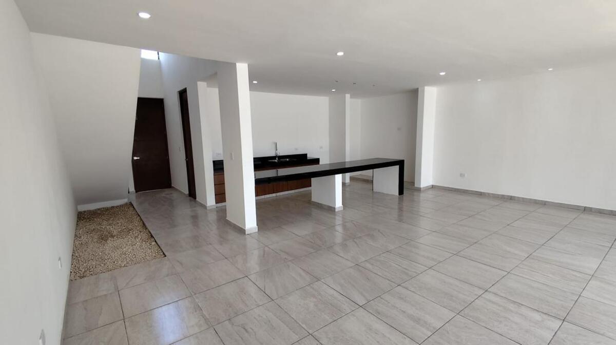 3 of 22: Sala / Comedor