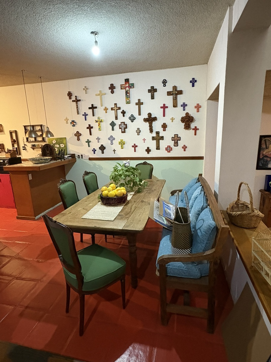 5 of 29: Antecomedor