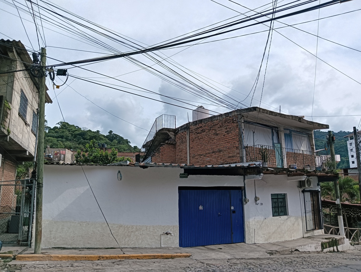 1 de 16