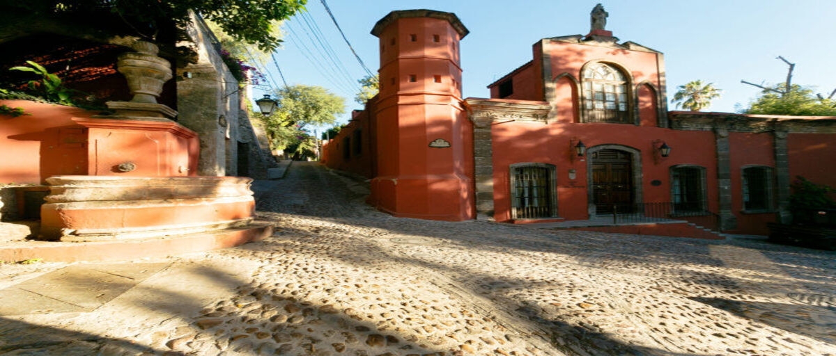 3 de 8