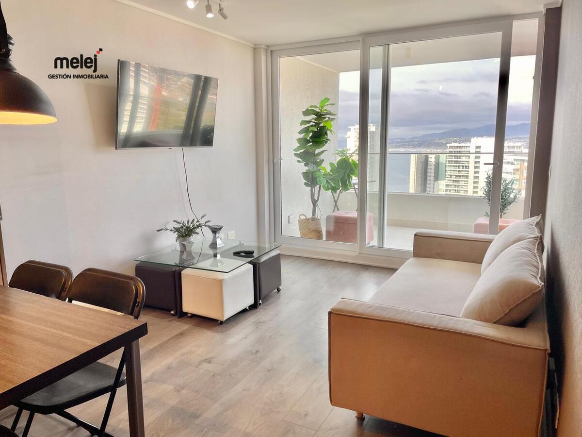 6 de 29: Living con salida a terraza