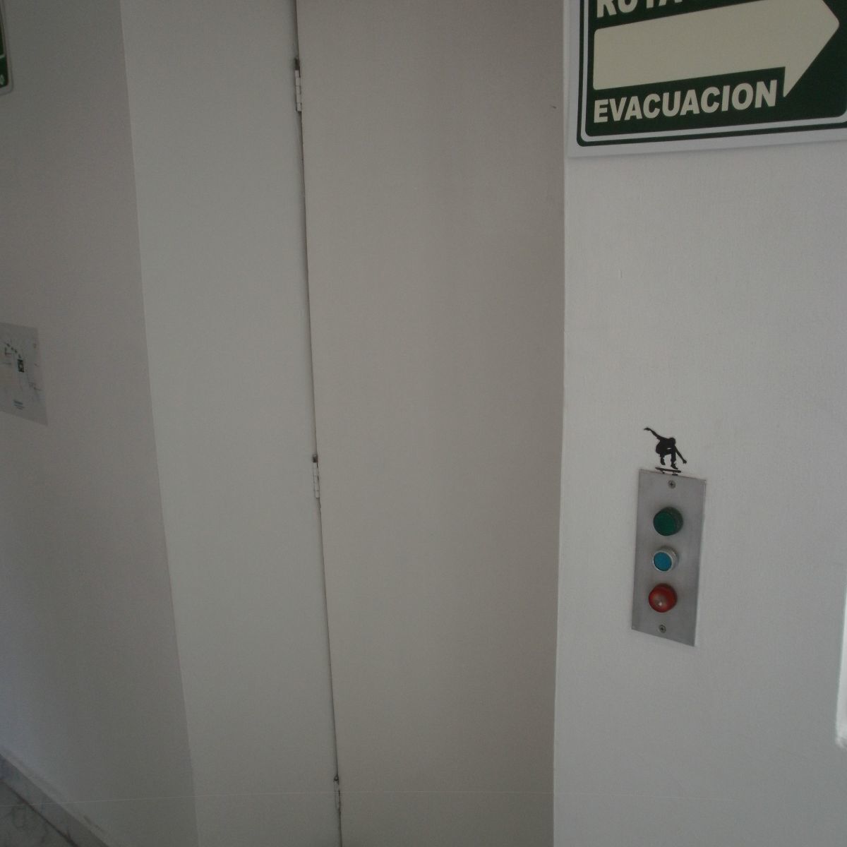 13 de 16
