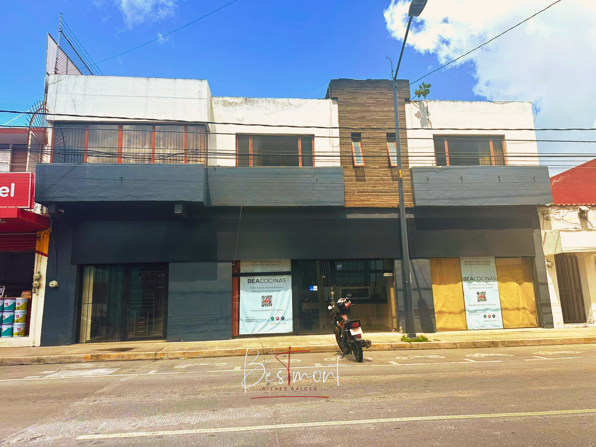 1 de 31: Fachada