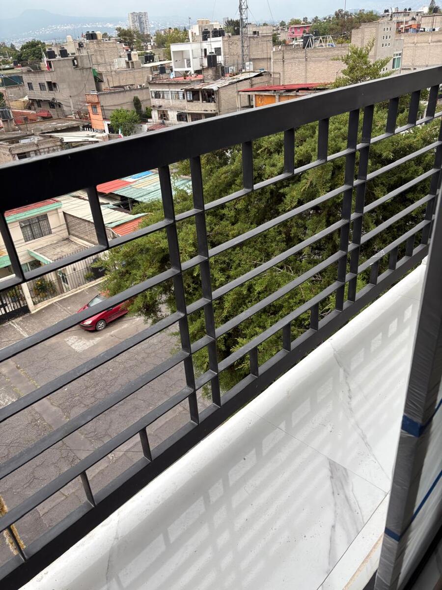 4 de 12