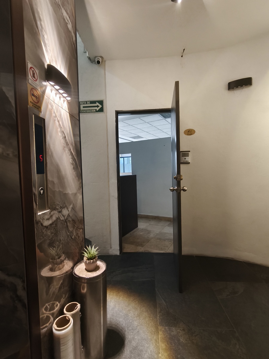 23 de 27
