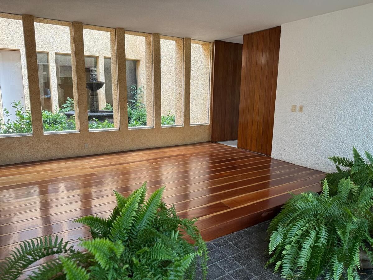 Se vende residencia en lugar histórico de la CDMX TLALPAN CENTRO.
