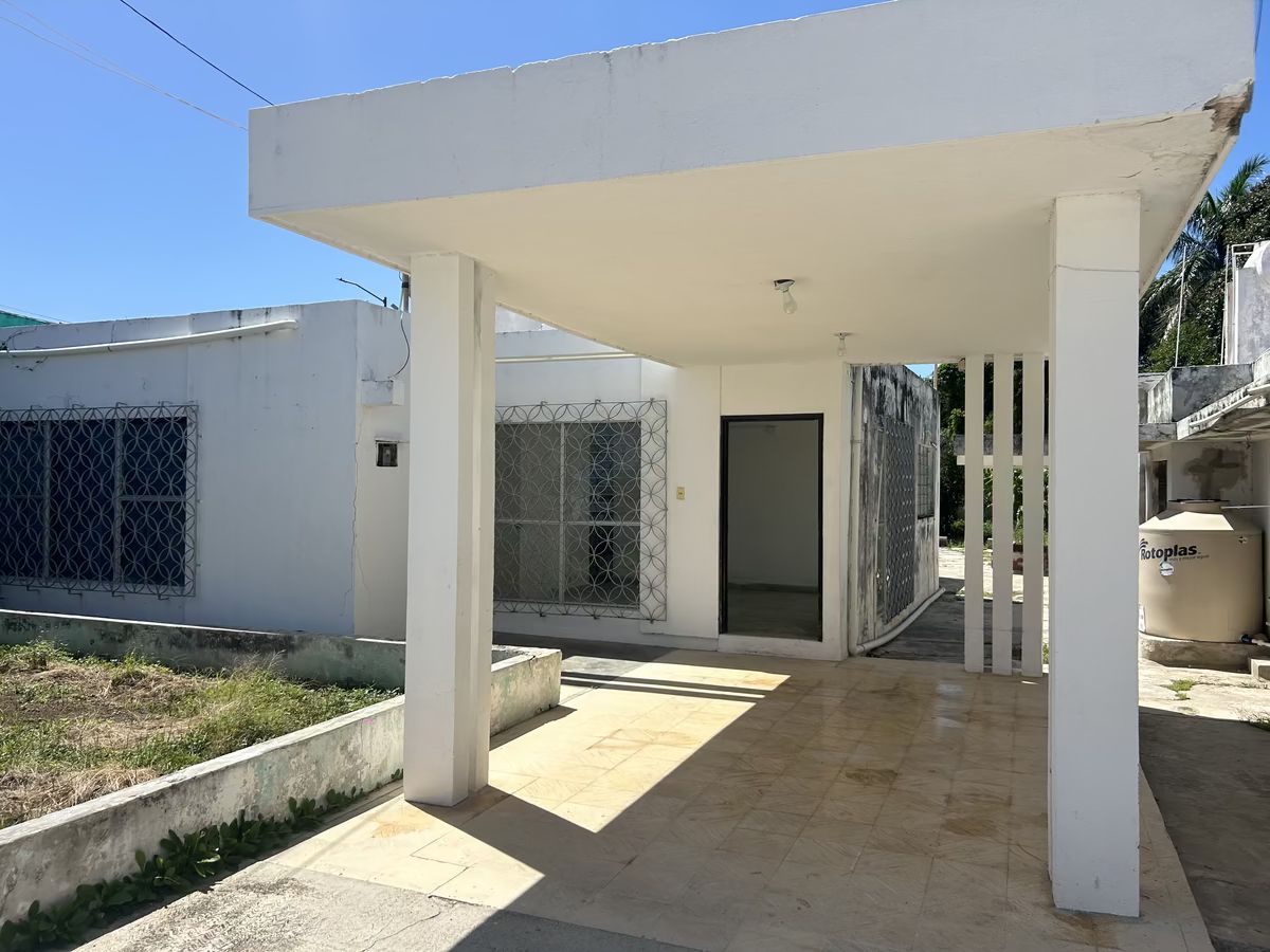 2 of 11: casa 2