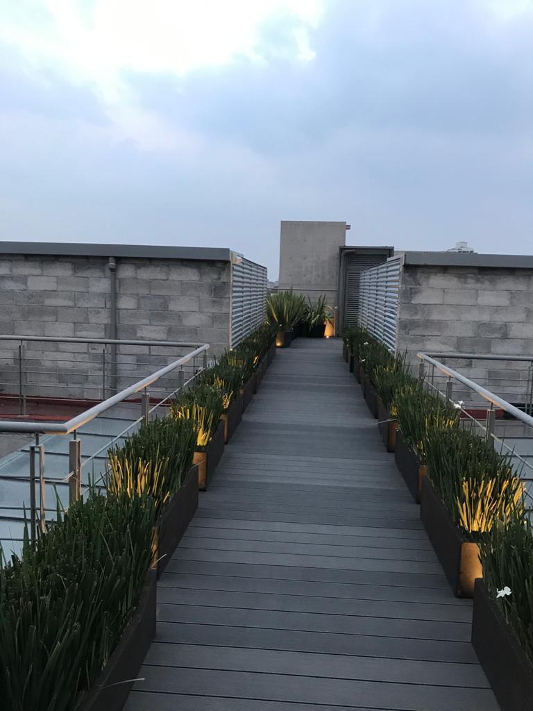 17 of 17: Roof garden