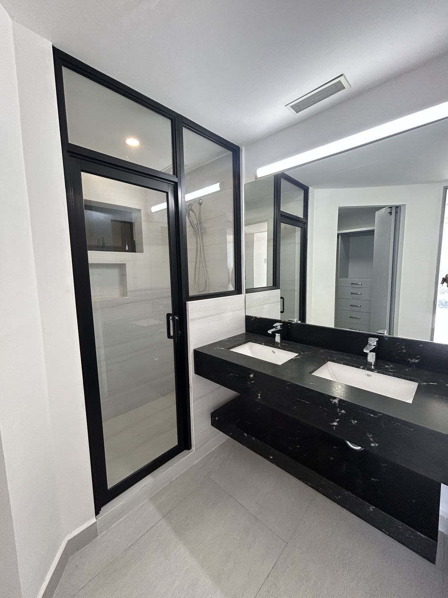 6 de 14: Baño Recamara Principal