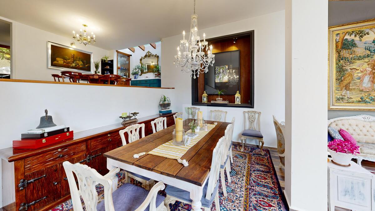 2 de 27: Enorme Espacio para Comedor Cenas y Convivencia