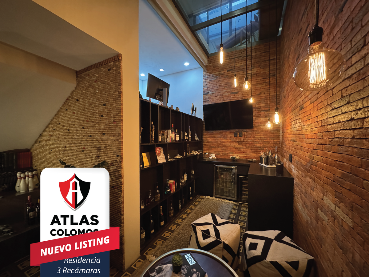 1 de 26: Cava subterránea con muro de corchos de botella