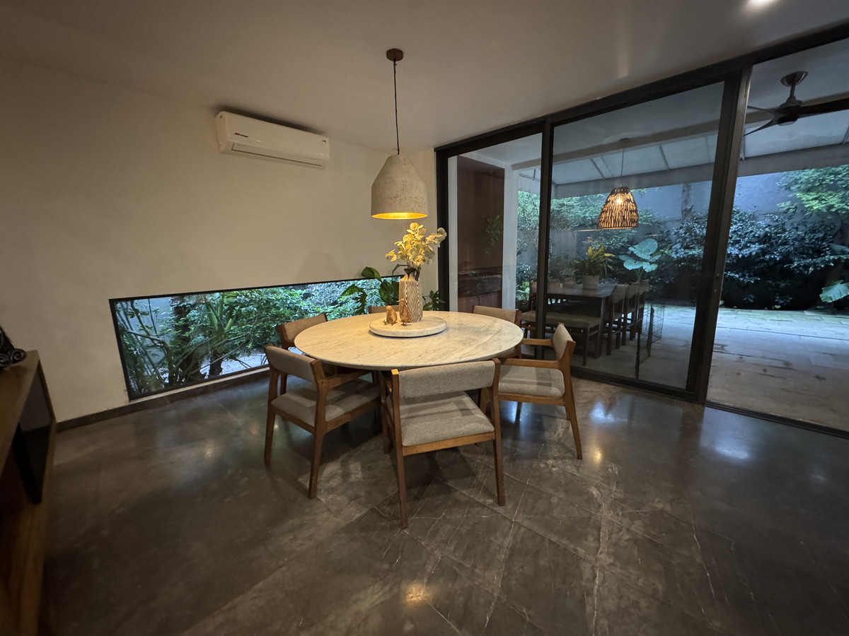 4 de 26: Comedor y terraza