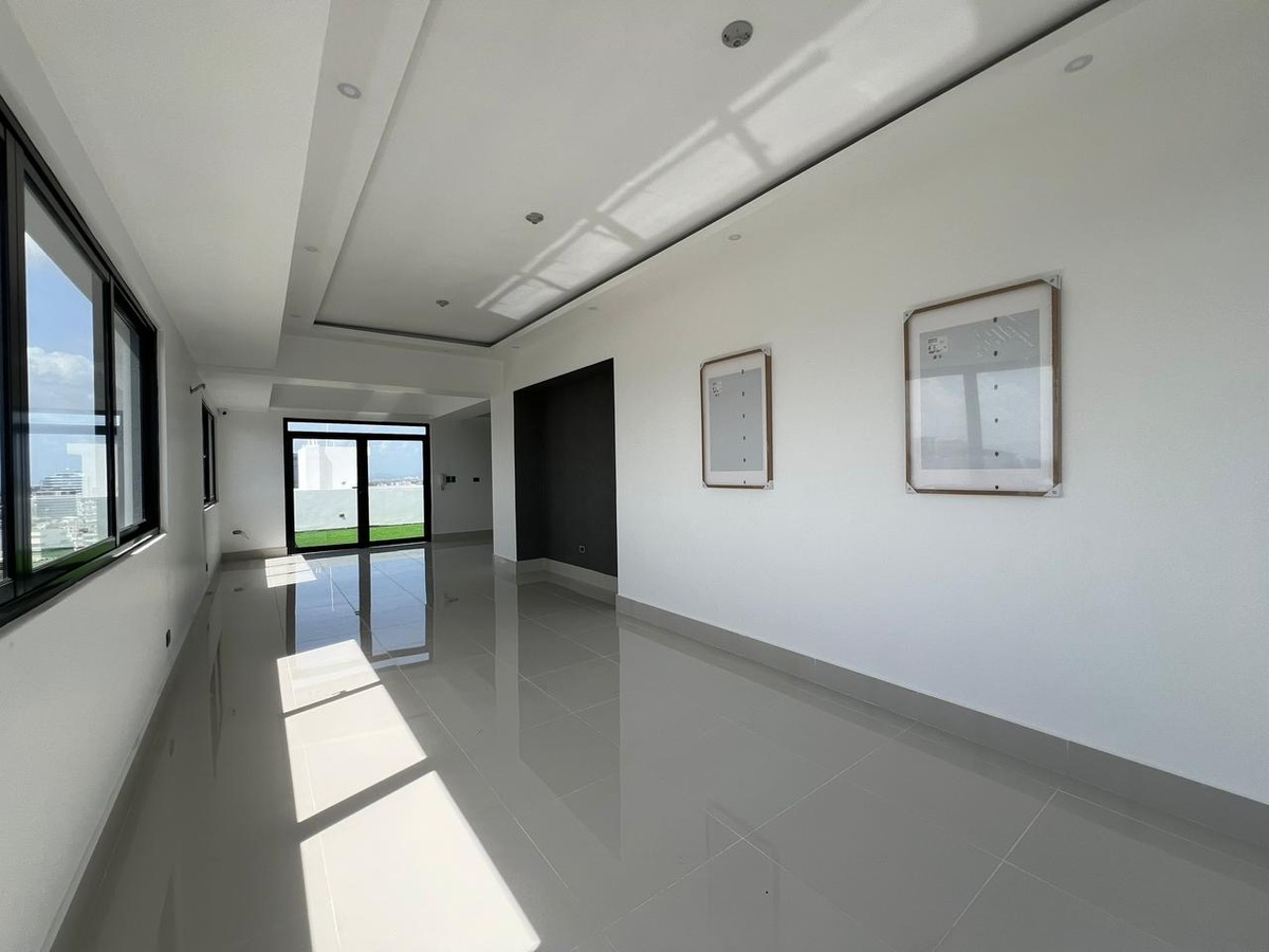 5 de 47: salon multiusos