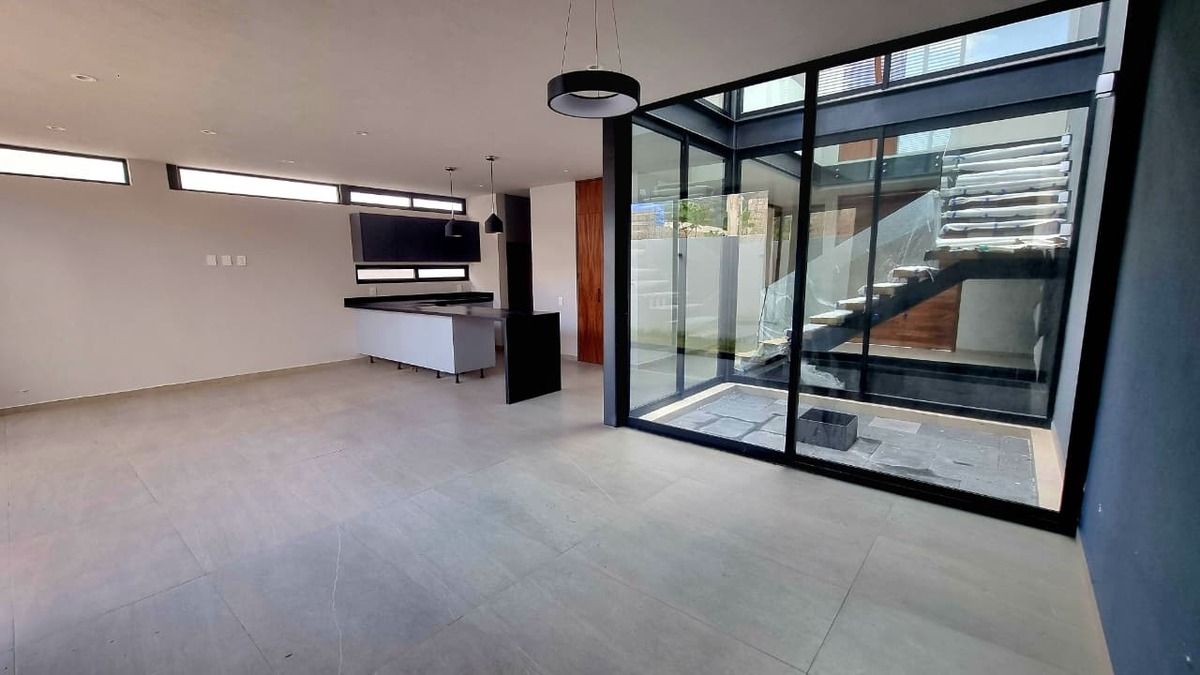 8 de 46: Sala / Comedor