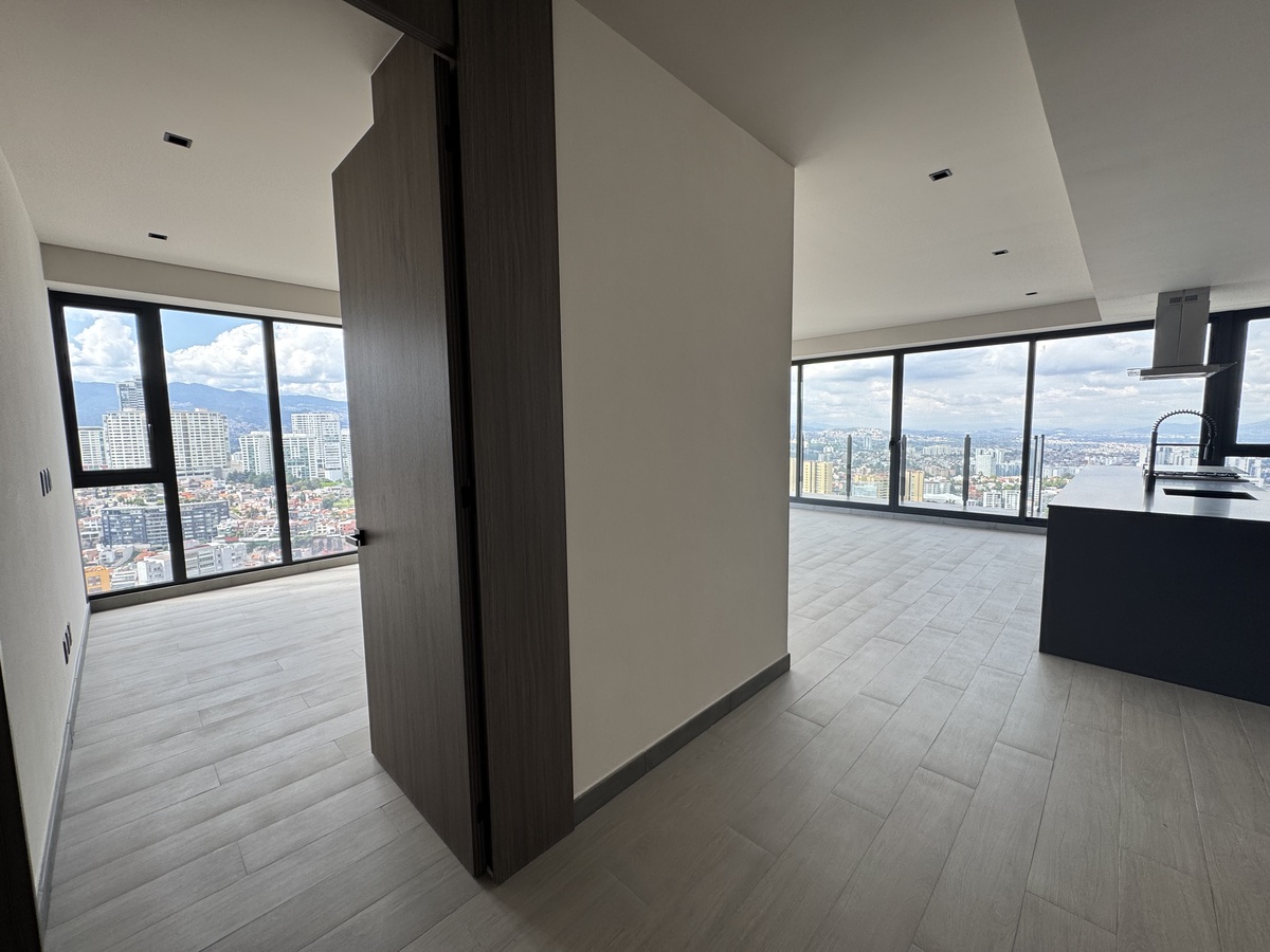 4 of 13: sala comedor y tercera recamara