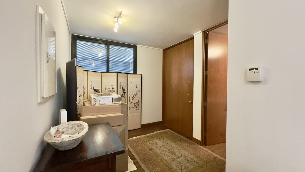 3 de 23: Hall entrada