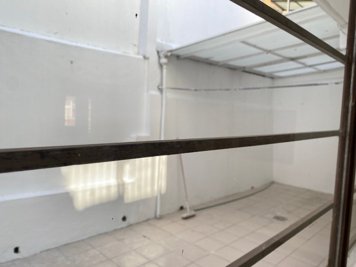 11 of 20: Patio trasero