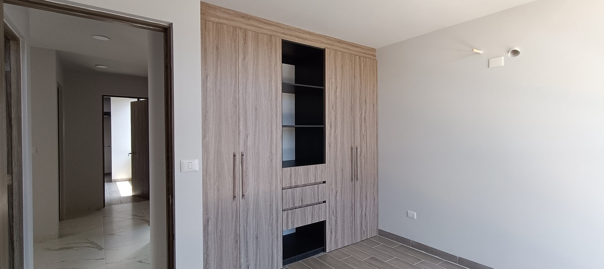 16 de 19: closet