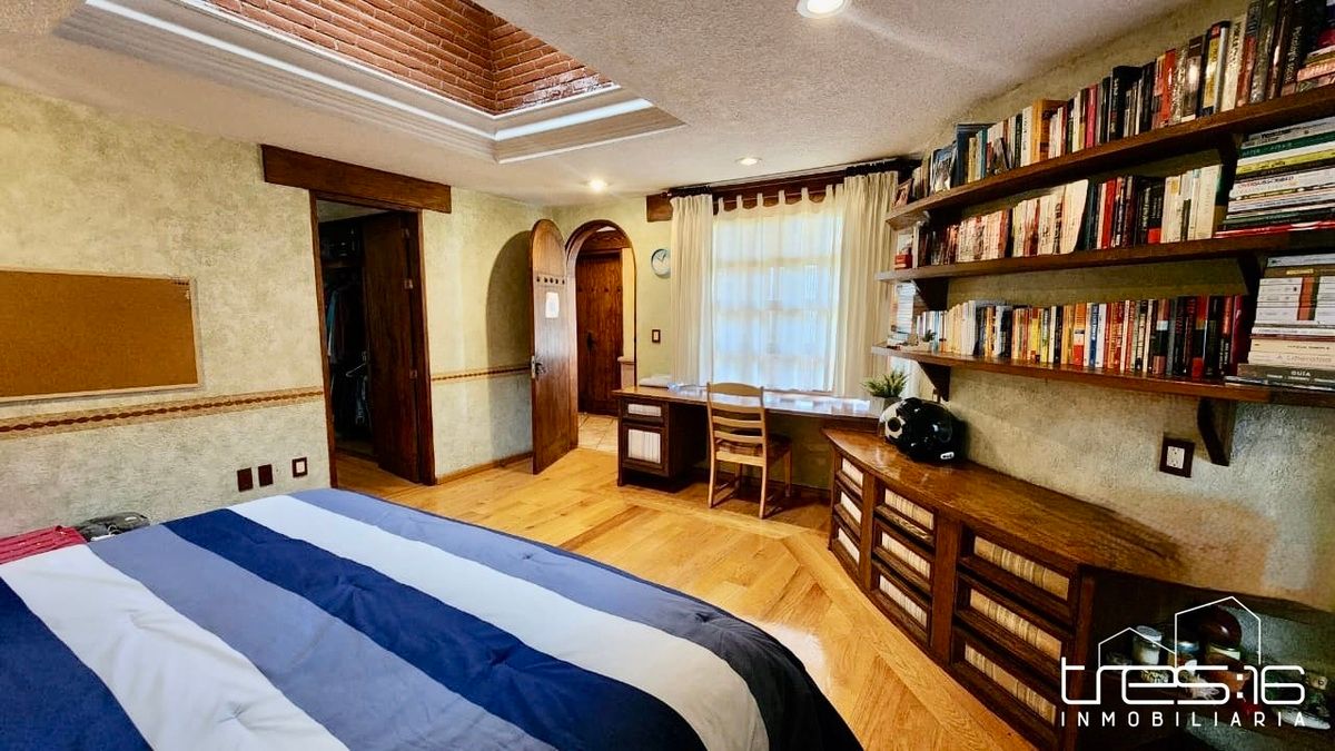 35 of 44: Recámara secundaria 2