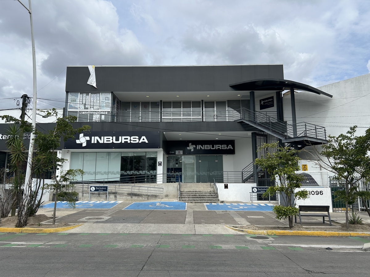 1 de 3