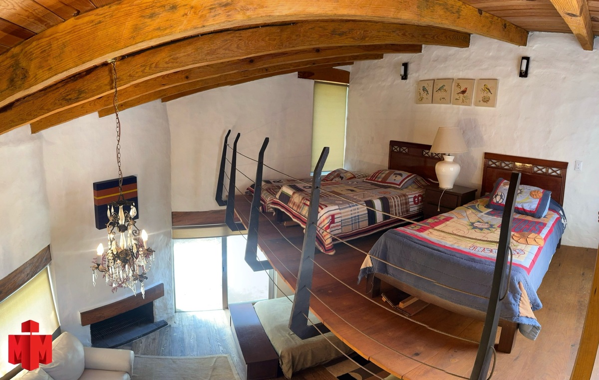 34 of 37: Cuarto de gran capacidad