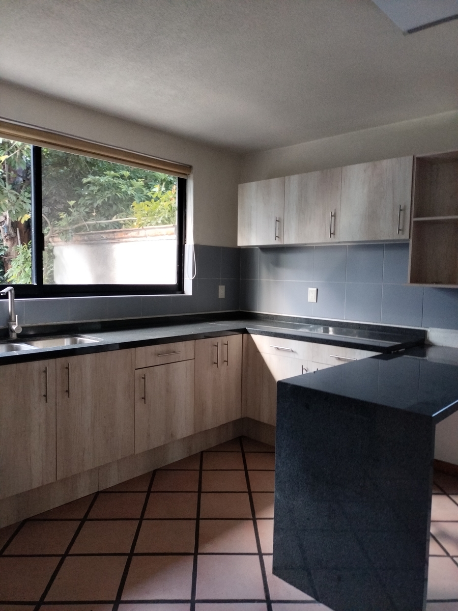 18 de 29: COCINA REMODELADA