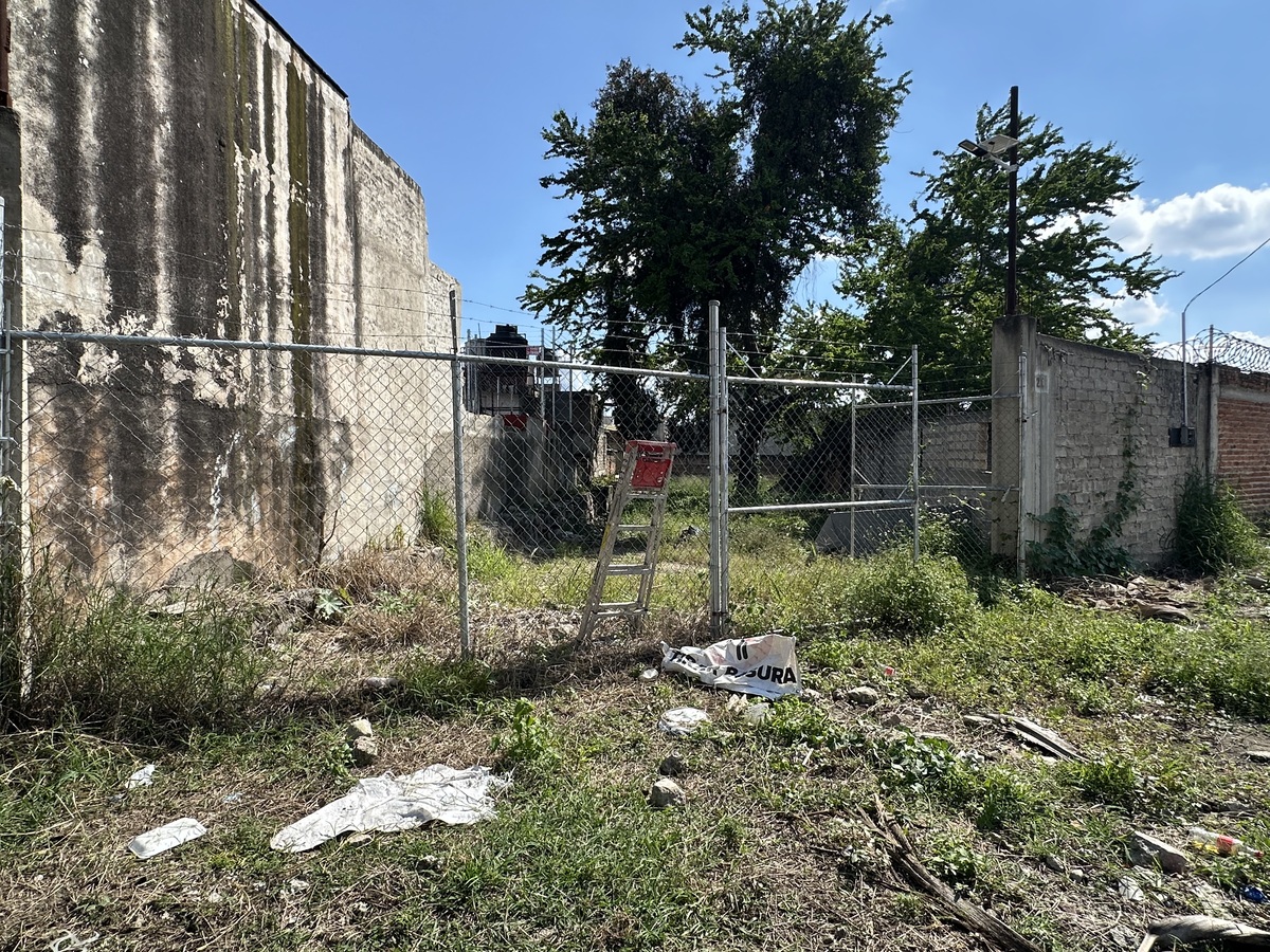 1 of 16