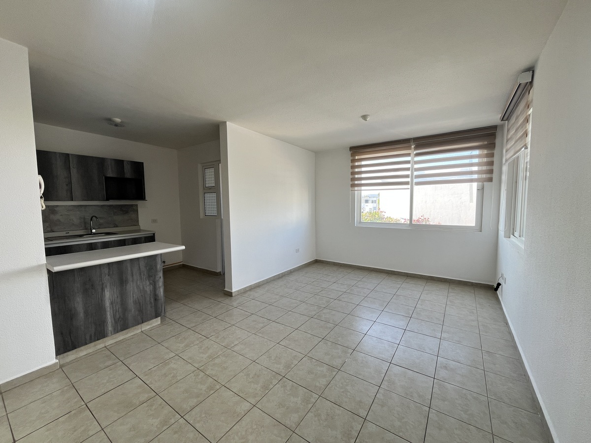3 de 15: sala , comedor