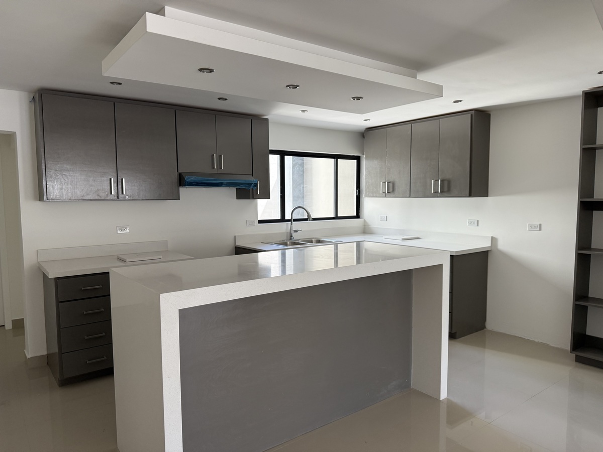 3 of 10: Cocina