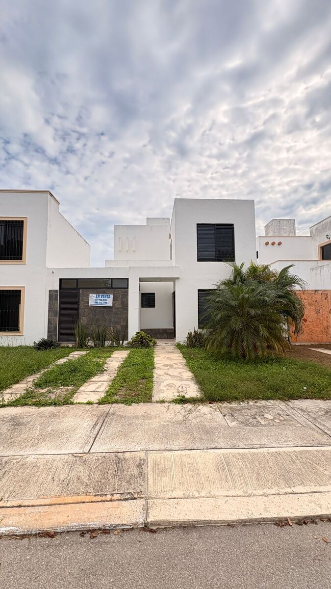 1 de 21: FRENTE DE LA CASA