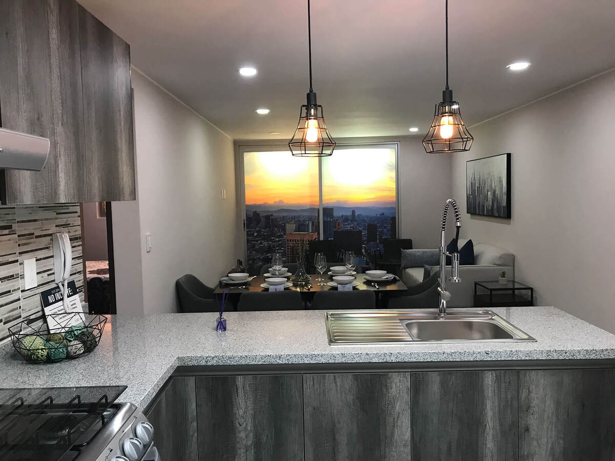 3 of 7: COCINA/COMEDOR