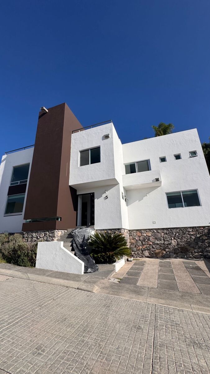 1 de 21: fachada